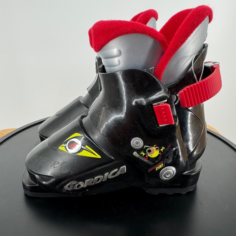 Nordica Super 0.1 Kids Ski Boots Black Red Size 17.5 Mondopoint 211mm BSL - Picture 3 of 9